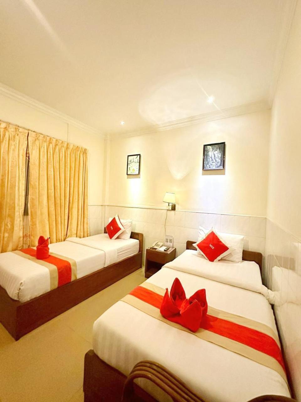 Nice Guesthouse Phnom Penh Bagian luar foto