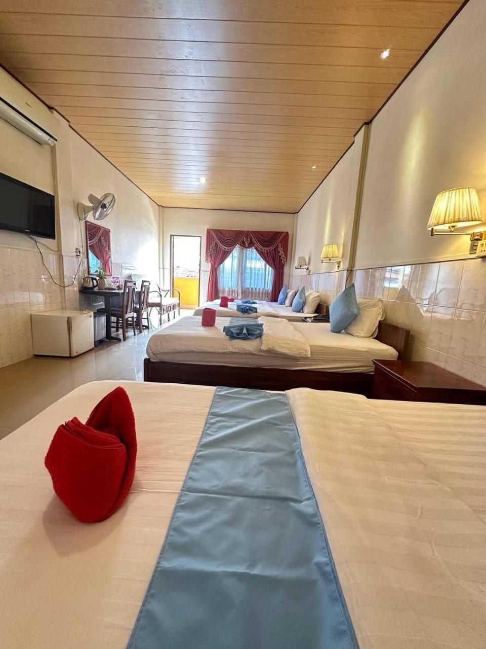 Nice Guesthouse Phnom Penh Bagian luar foto