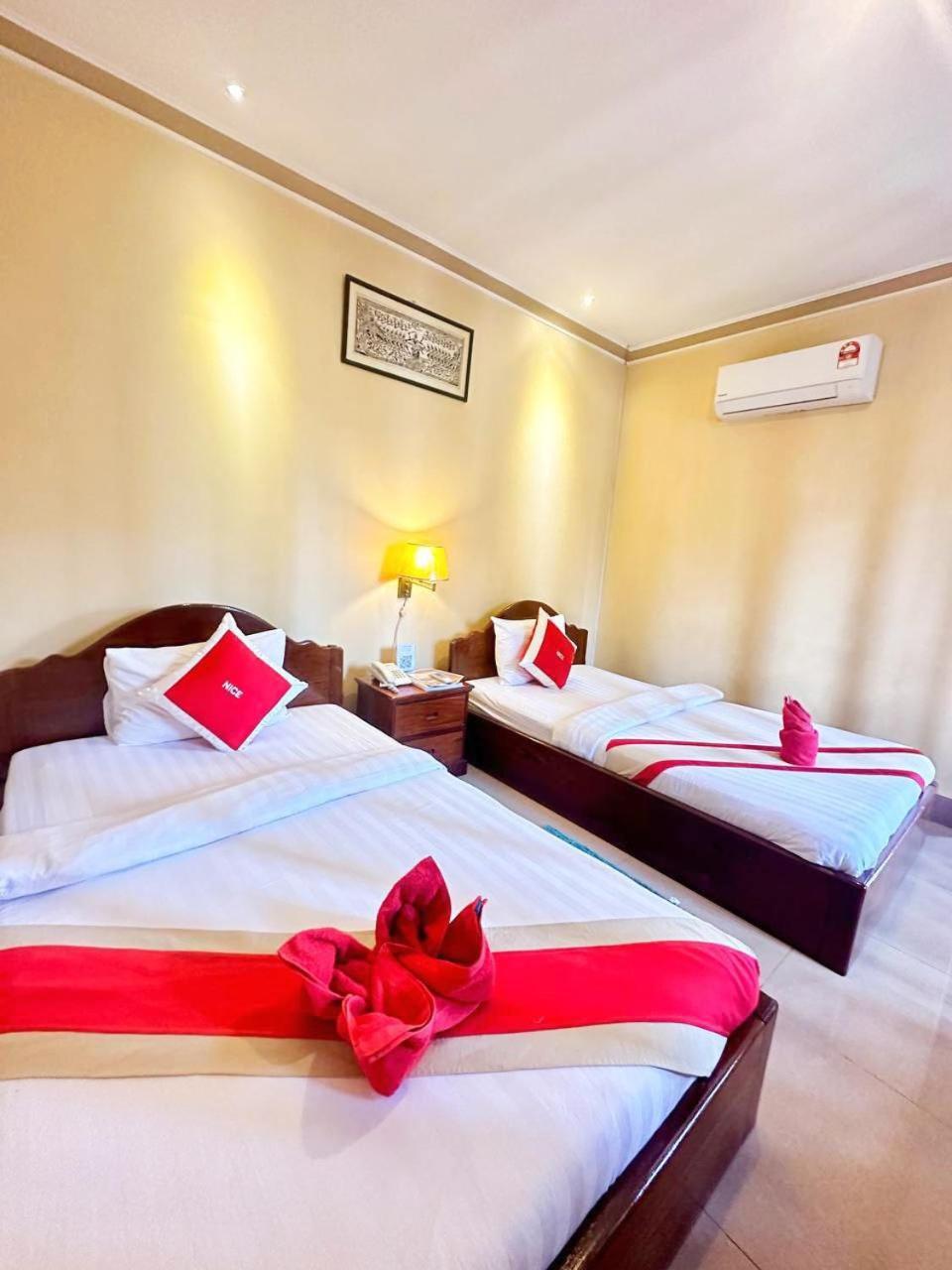 Nice Guesthouse Phnom Penh Bagian luar foto