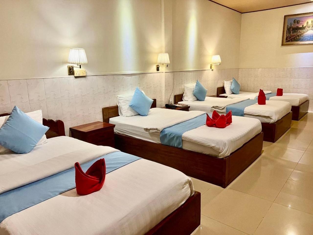 Nice Guesthouse Phnom Penh Bagian luar foto