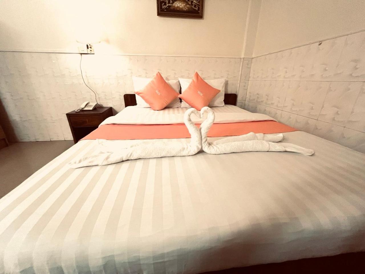 Nice Guesthouse Phnom Penh Bagian luar foto