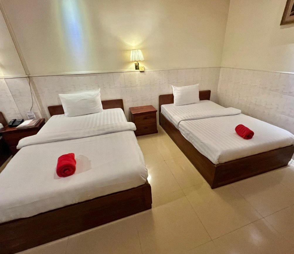 Nice Guesthouse Phnom Penh Bagian luar foto