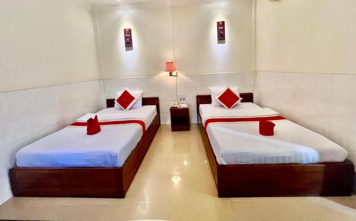 Nice Guesthouse Phnom Penh Bagian luar foto