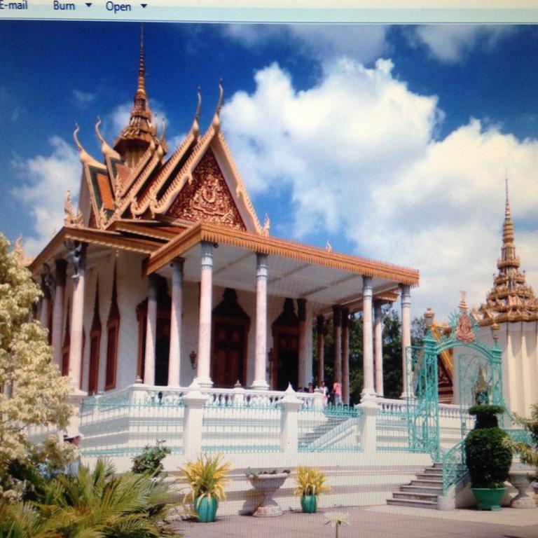 Nice Guesthouse Phnom Penh Bagian luar foto